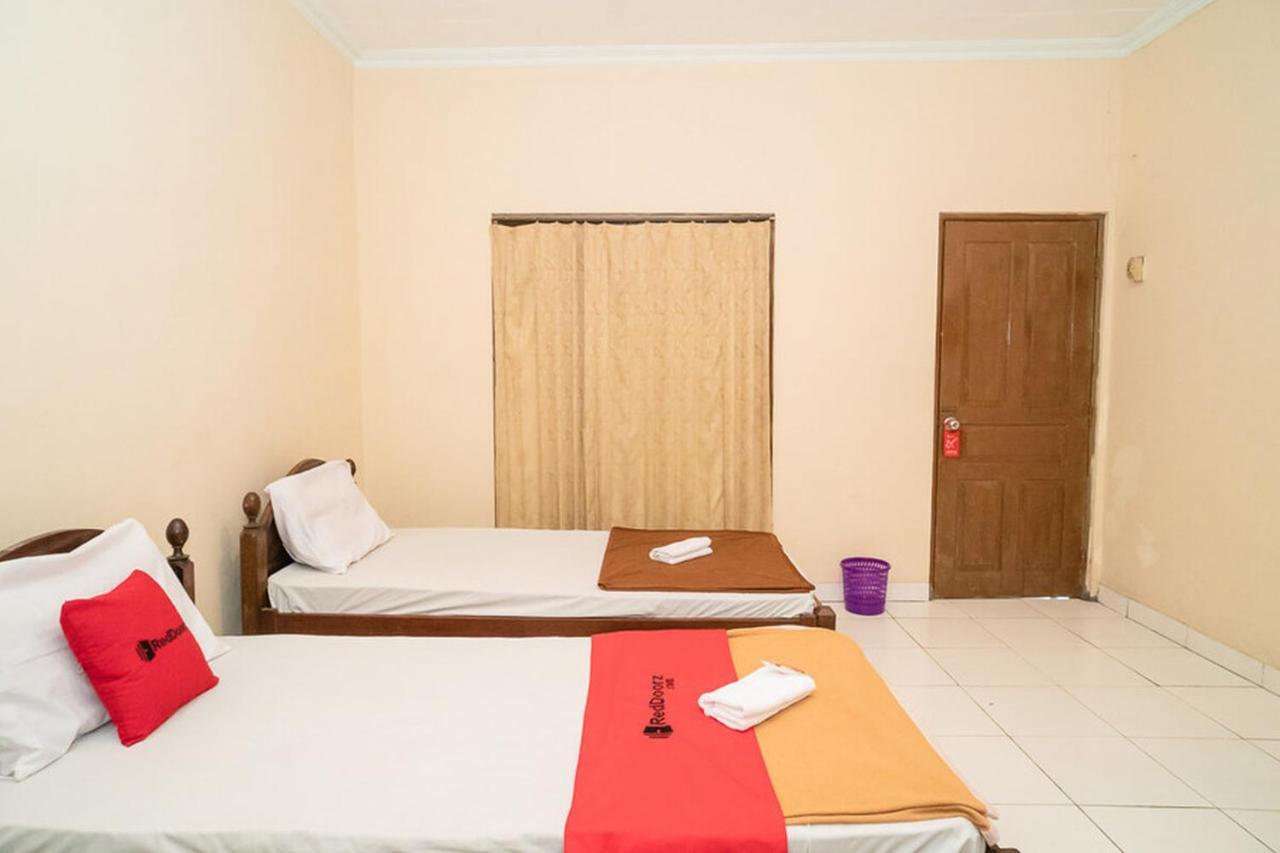 Hotel Reddoorz Near Kampus 3 Uty Yogyakarta Exteriér fotografie